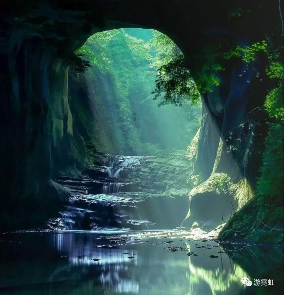 救援受困木屋的牛仔